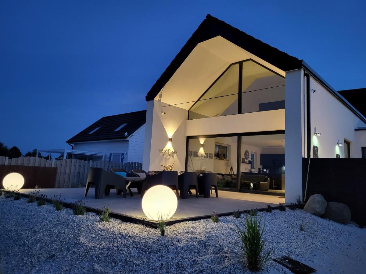 Robson Beach I Sauna, Jacuzzi Międzywodzie 外观 照片